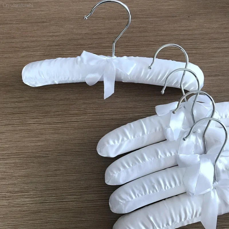 Baby Clothing Hangers - ベビー服カラフルハンガー吊り下げフックシルク小型プラスチックフックサテンスポンジラック25cm高品質衣類キャンディーカラーハンガー