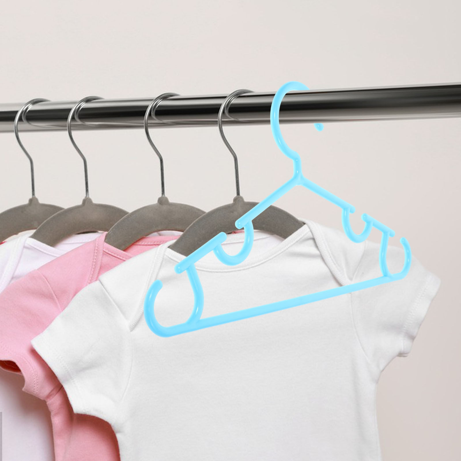 10個入り 高耐久ベビーハンガー 滑り止めプラスチック製 子 - Baby Clothing Hangers のレビューと価格